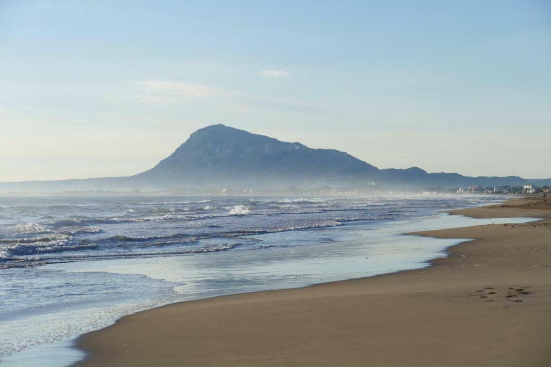 Апартаменты La Naranja Denia 1ªlinea De Playa -Wifi- Parking Free Экстерьер фото