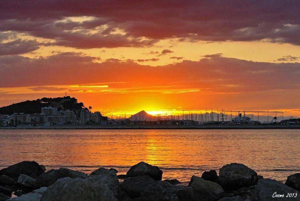 Апартаменты La Naranja Denia 1ªlinea De Playa -Wifi- Parking Free Экстерьер фото