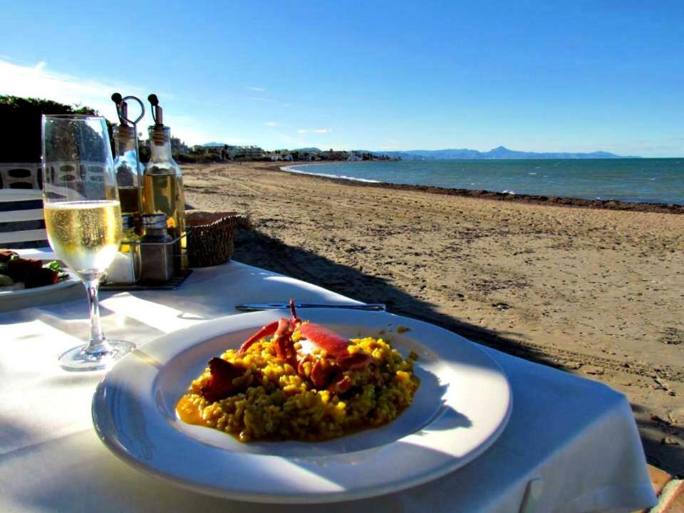 Апартаменты La Naranja Denia 1ªlinea De Playa -Wifi- Parking Free Экстерьер фото
